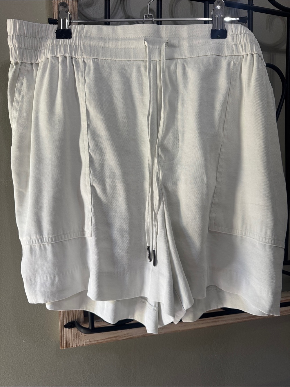 Kersh White Layered Drawstring Shorts L Lenzing Summer